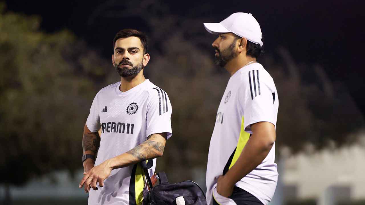 ‘কোহলি-রোহিতকে বিশ্বকাপে দেখছি না’